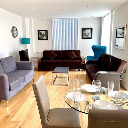 Modern London Excel 2 Bedrooms 2 Bathrooms, Parking, Kitchen, Lounge, Balcony Apartment מראה חיצוני תמונה
