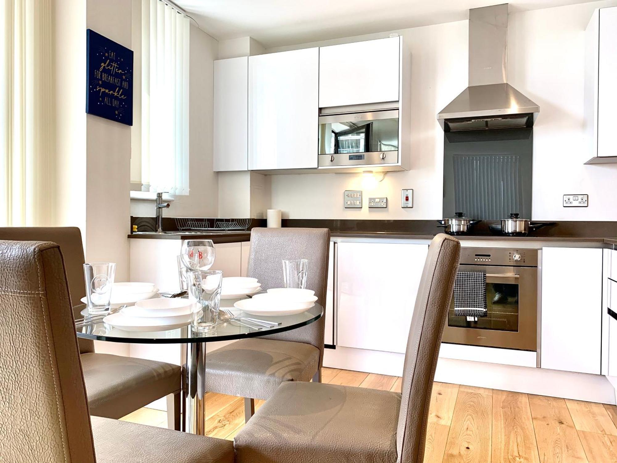 Modern London Excel 2 Bedrooms 2 Bathrooms, Parking, Kitchen, Lounge, Balcony Apartment מראה חיצוני תמונה